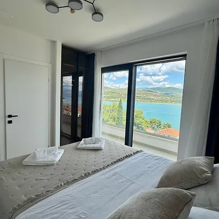 ヴィラ Ventus トロギール